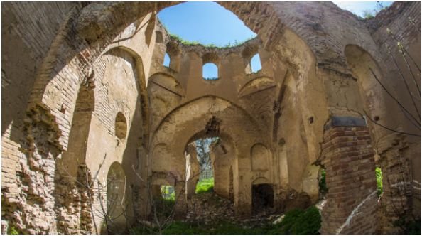 How to find abandoned places with local info and real-world clues?