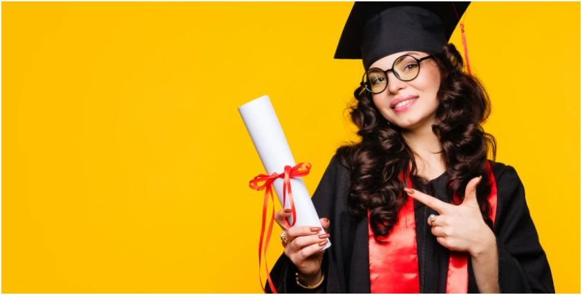 what to wear under graduation gown