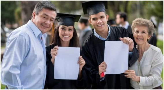 What to Wear Under Graduation Gown If You Want Something Polished but Comfortable?
