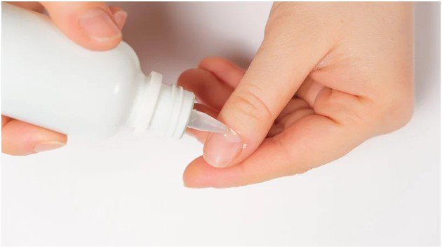 Protect the Skin- how to take off acrylic nails